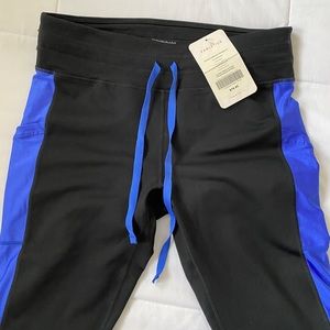 New Midrise power hold FABLETICS Size L (10/12)